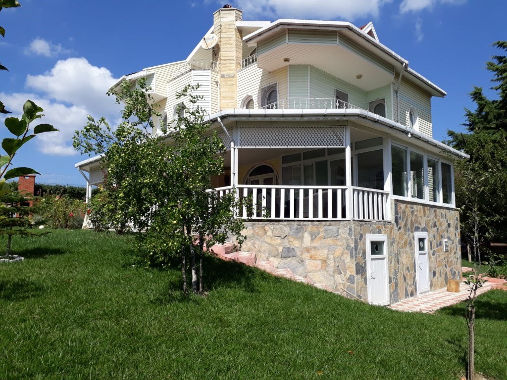 Farmhouse & Villa In Catalca